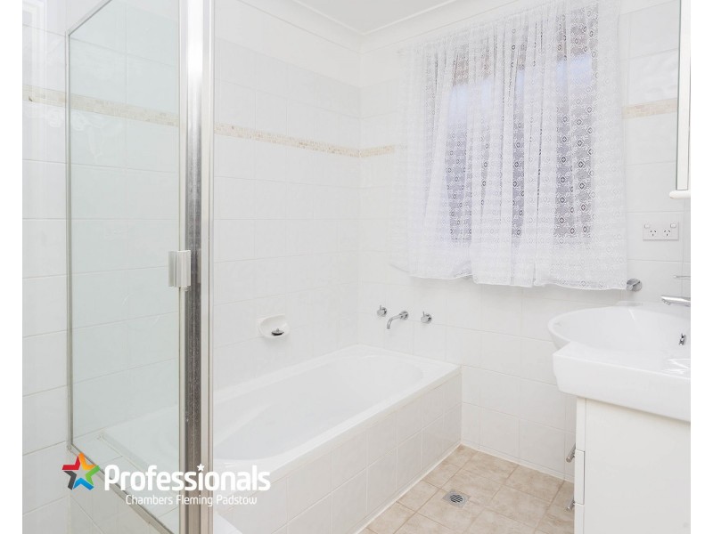 37 Dernancourt Parade, Milperra NSW 2214