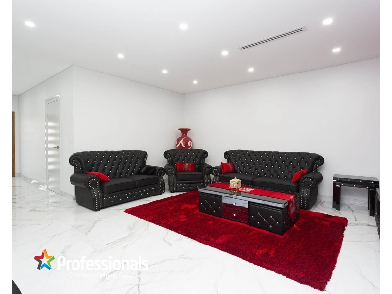 6 Langdale Avenue, Revesby NSW 2212