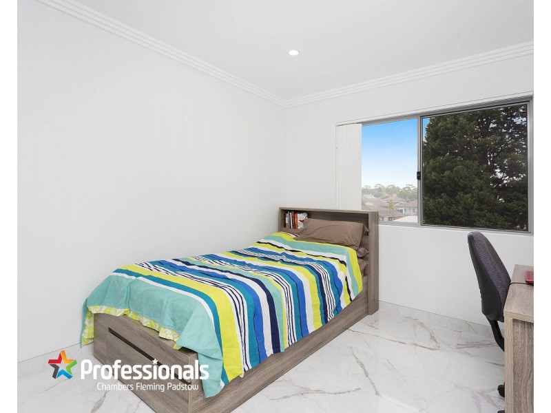 6 Langdale Avenue, Revesby NSW 2212