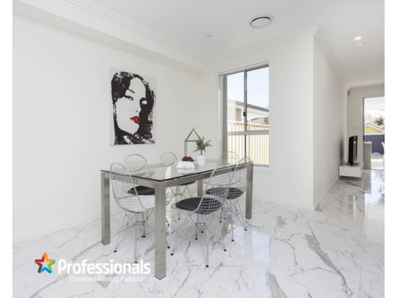 9 Dowding Street, Panania NSW 2213