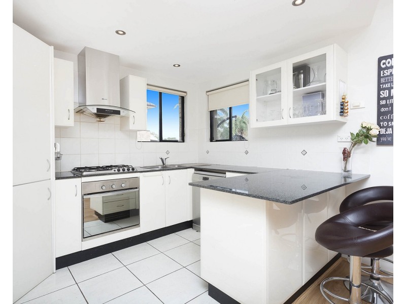 32 Lang Street, Padstow NSW 2211