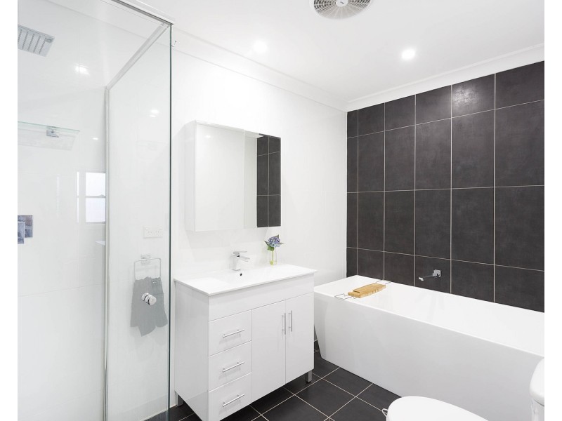 10 Lindsay Street, Panania NSW 2213