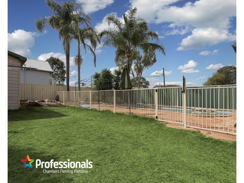 35 Laundess Avenue, Panania NSW 2213