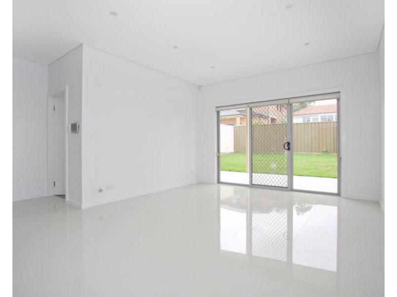 8 Stiles Avenue, Padstow NSW 2211