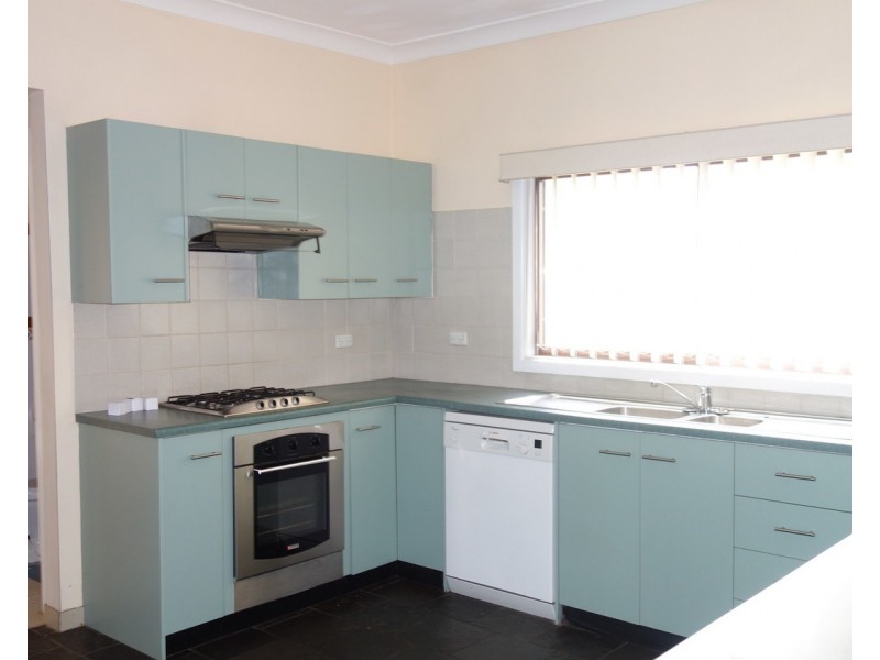 15 Lindsay Street, Panania NSW 2213