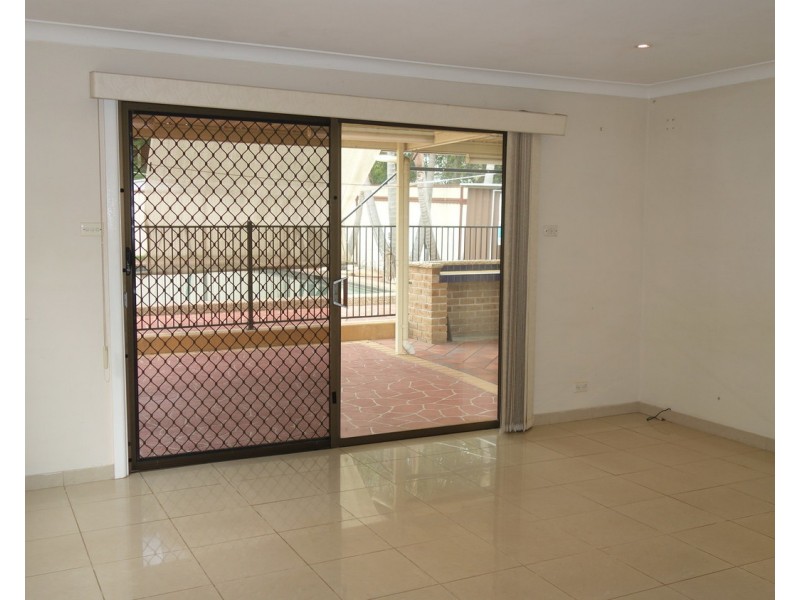 15 Lindsay Street, Panania NSW 2213