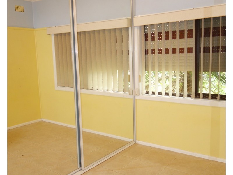 15 Lindsay Street, Panania NSW 2213