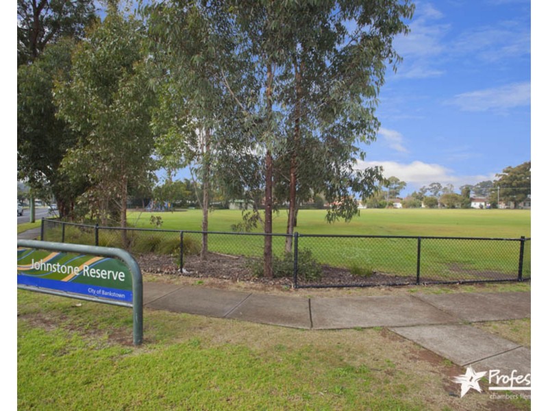 12a Mahnken Avenue, Revesby NSW 2212