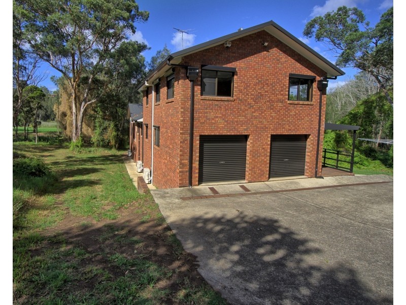 764A Henry Lawson Drive, Picnic Point NSW 2213