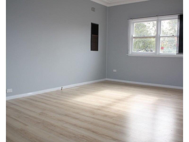 2 Mahnken Avenue, Revesby NSW 2212