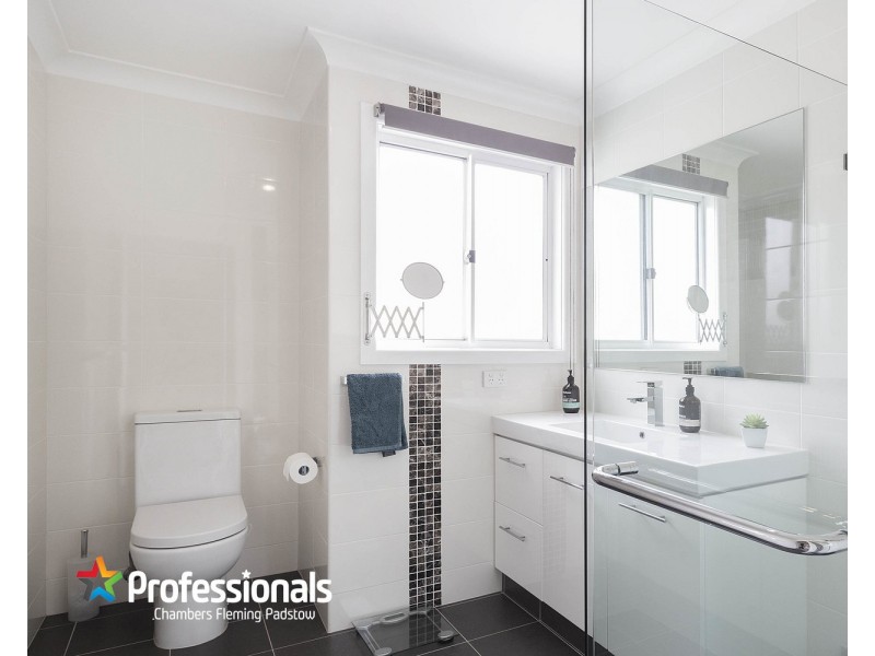 8 Langdale Avenue, Revesby NSW 2212