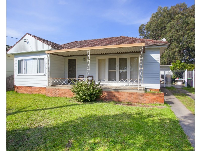 9 Banks Street, Padstow NSW 2211