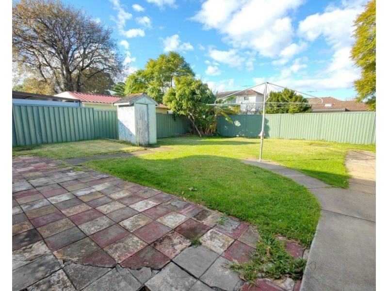 13 Nichols Avenue, Revesby NSW 2212