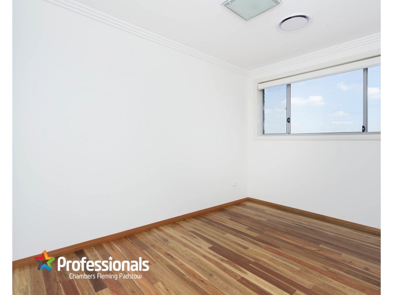 69 Burns Road, Picnic Point NSW 2213