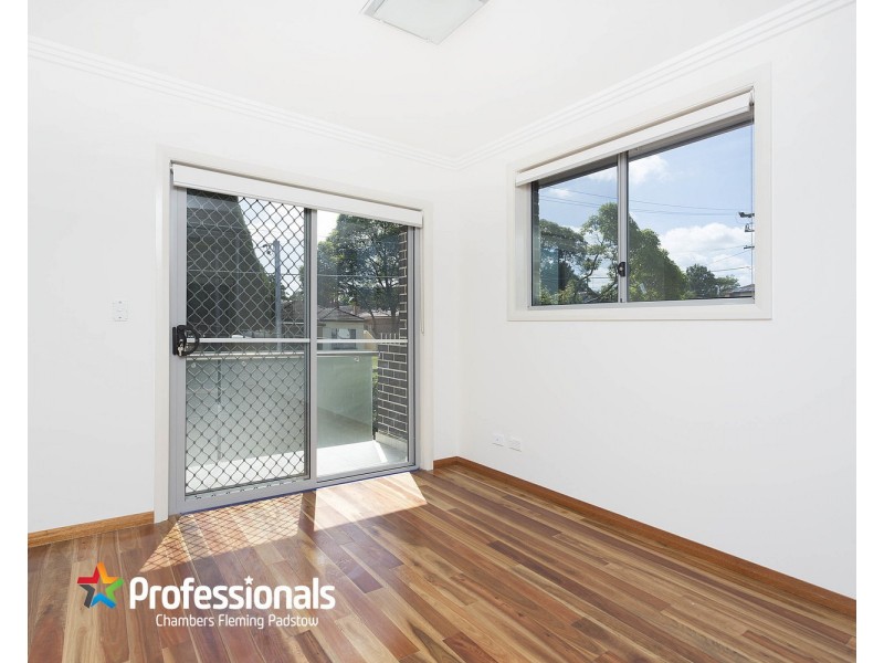 69 Burns Road, Picnic Point NSW 2213