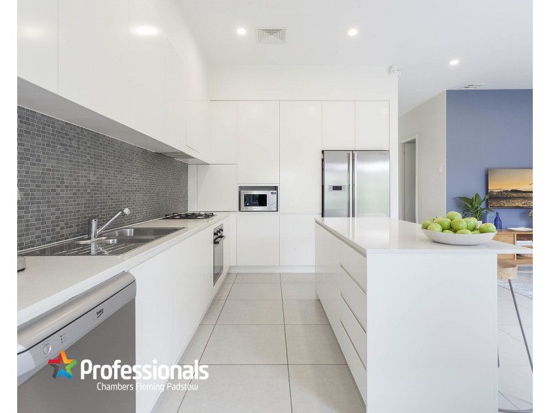 2A Wyatt Avenue, Padstow NSW 2211