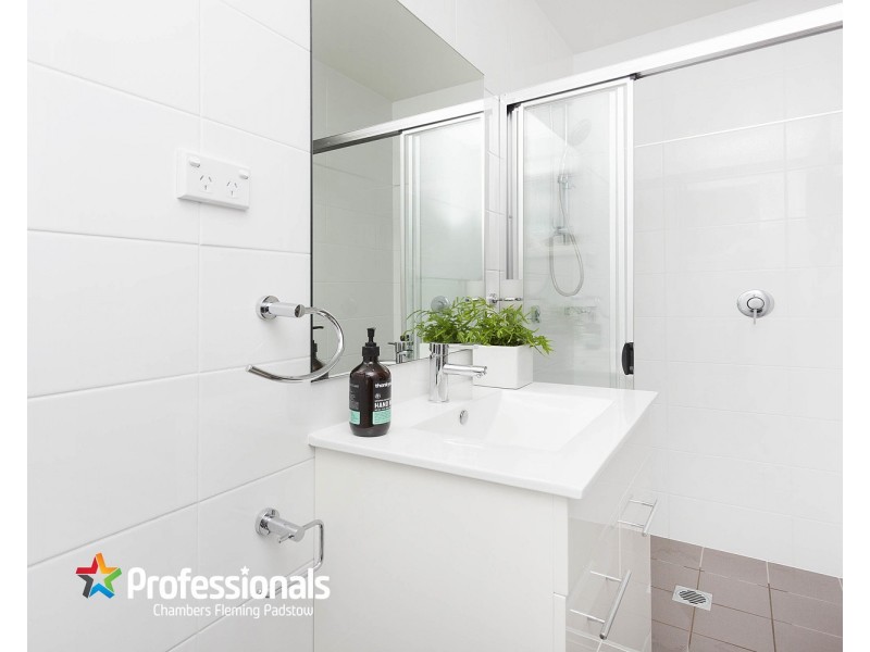 2A Wyatt Avenue, Padstow NSW 2211