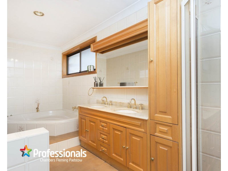 11 Carter Crescent, Padstow Heights NSW 2211