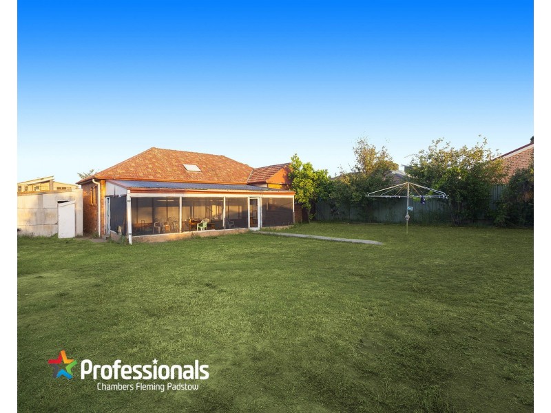 14 Victor Avenue, Panania NSW 2213