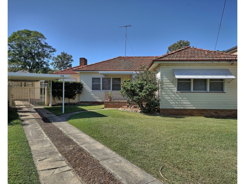 10 Treatt Avenue, Padstow NSW 2211