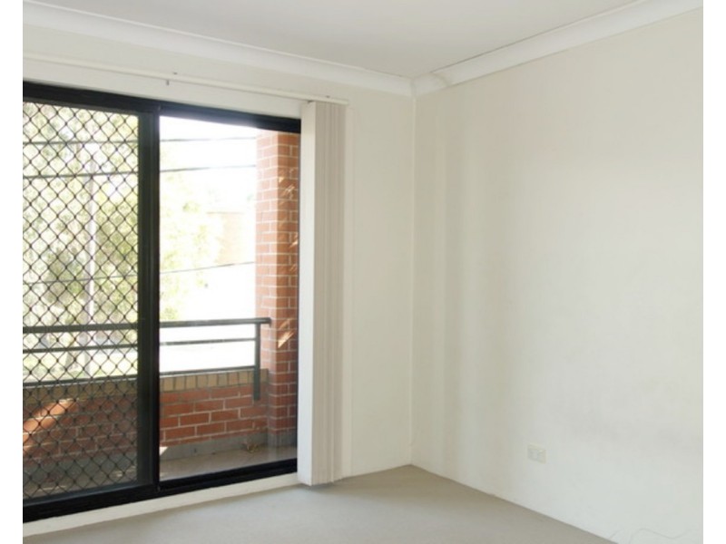 6/18 Howard Road, Padstow NSW 2211