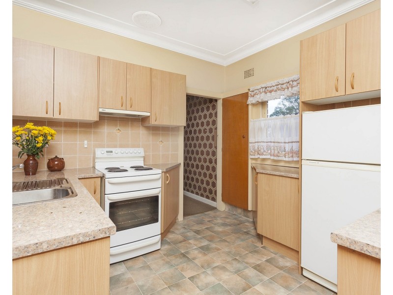 83 Carlton Parade, Punchbowl NSW 2196