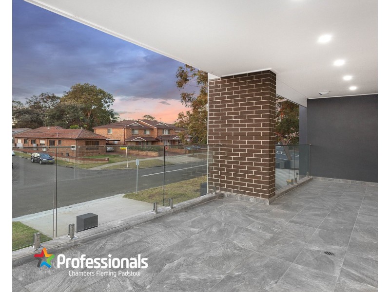 11 Park Street, Peakhurst NSW 2210