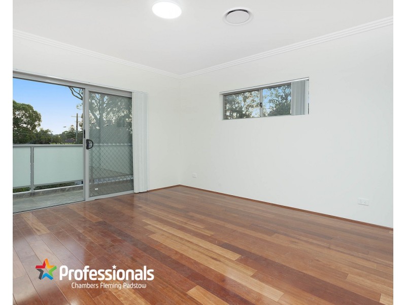 11 Park Street, Peakhurst NSW 2210