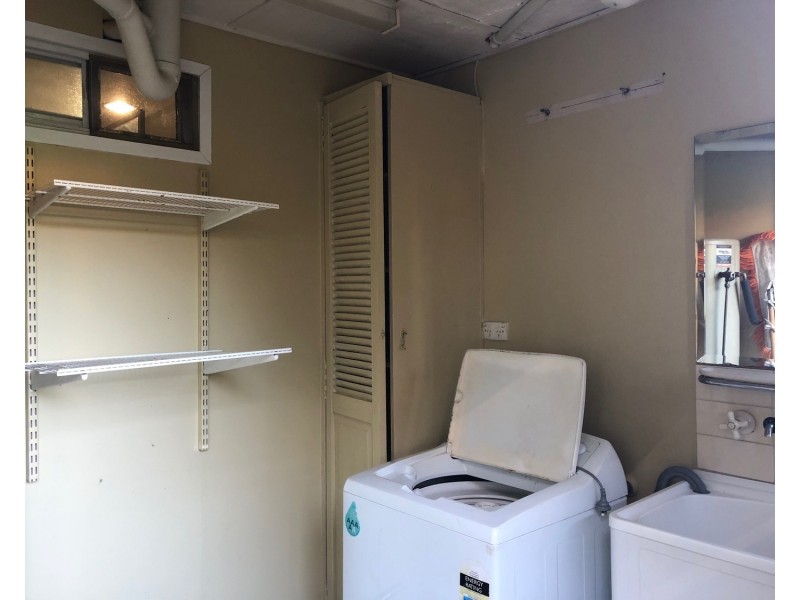 2B Forshaw Avenue, Peakhurst NSW 2210