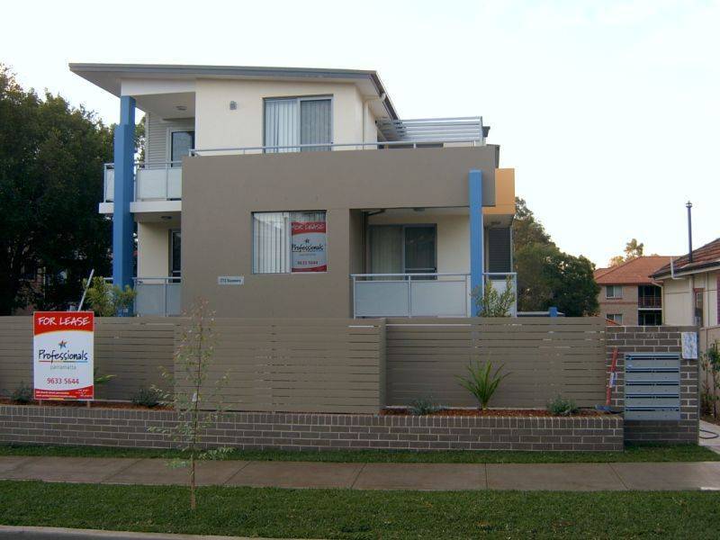 273 Dunmore Street, Pendle Hill NSW 2145