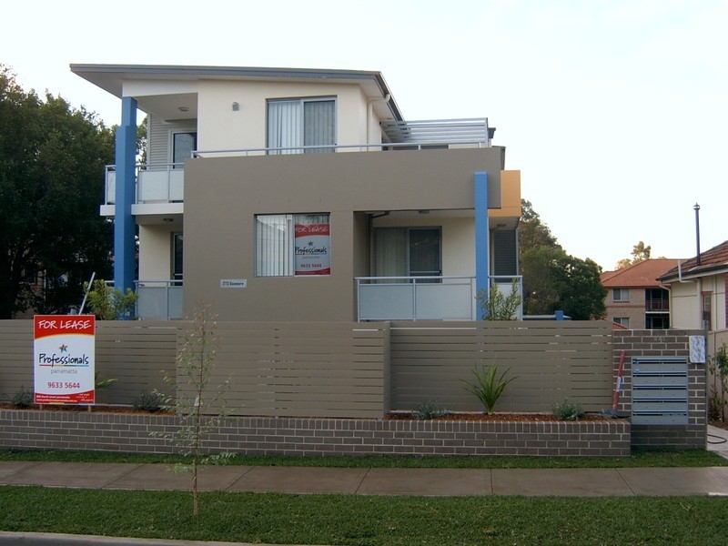 273 Dunmore Street, Pendle Hill NSW 2145