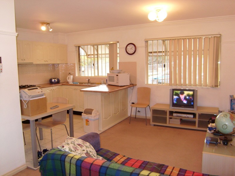 84 Pitt Street, Merrylands NSW 2160