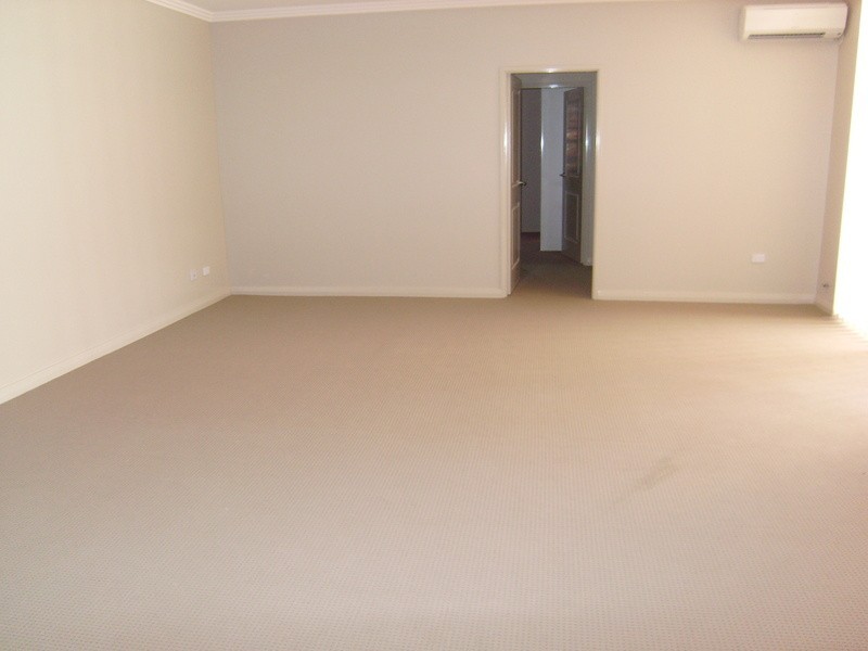 18 Kilbenny Street, Kellyville Ridge NSW 2155