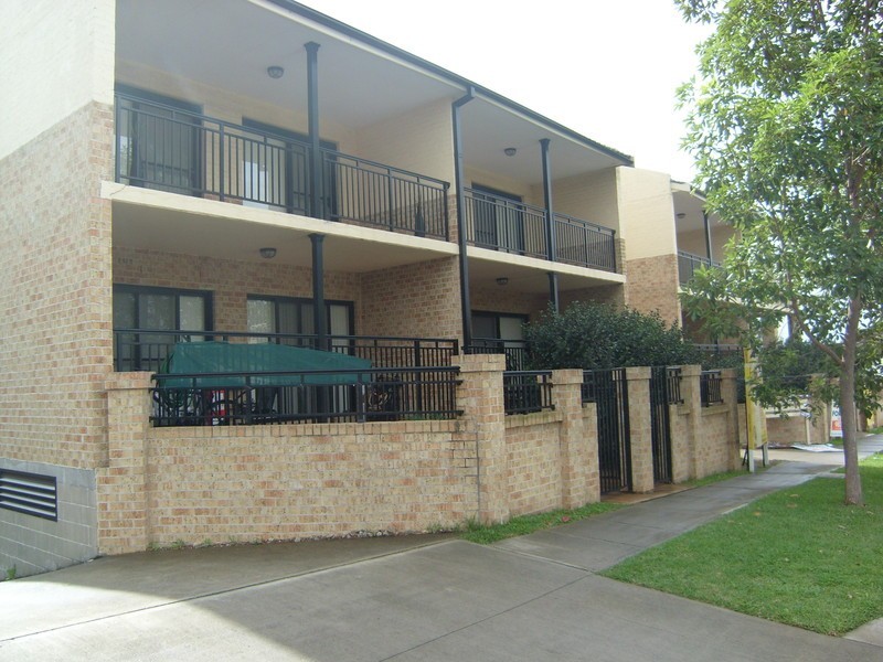 1 Virginia Street, Rosehill NSW 2142