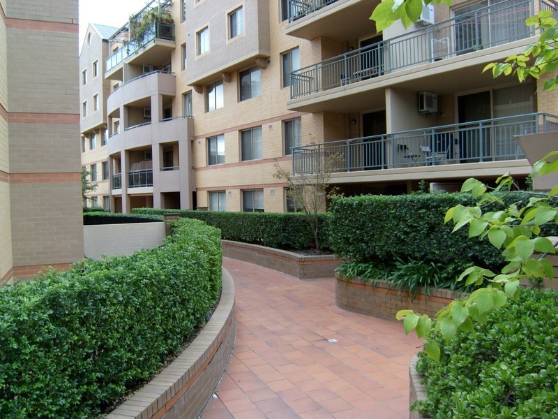 18 Sorrell Street, Parramatta NSW 2150