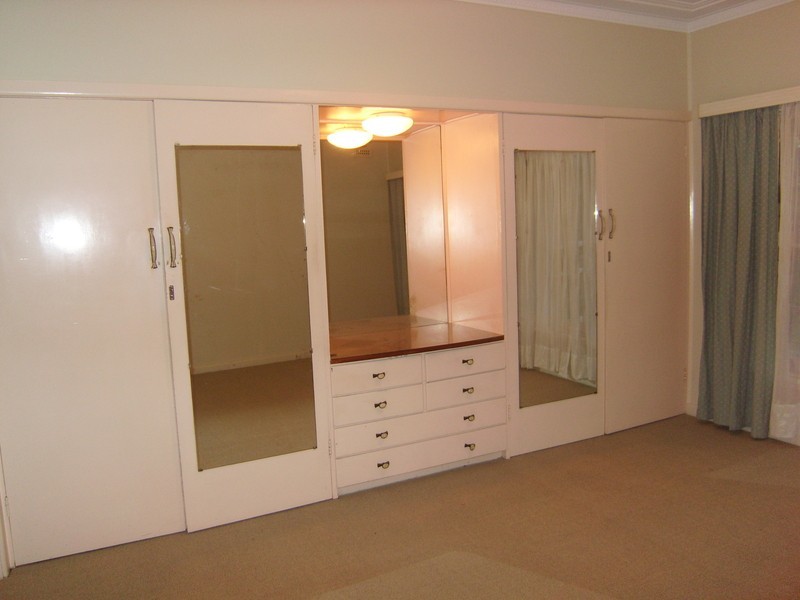 24 Lind Avenue, Oatlands NSW 2117