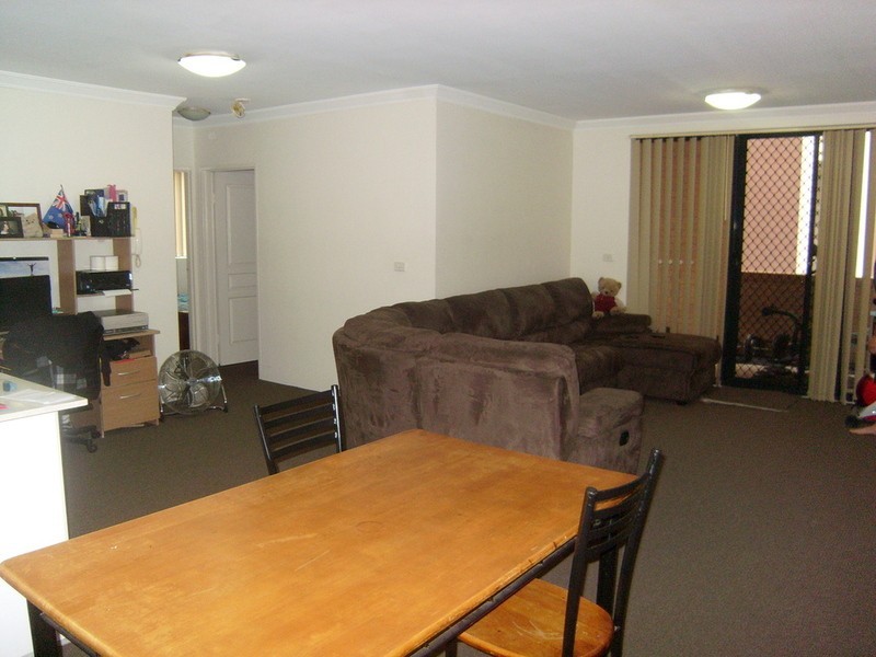 2 Kendall Street, Harris Park NSW 2150