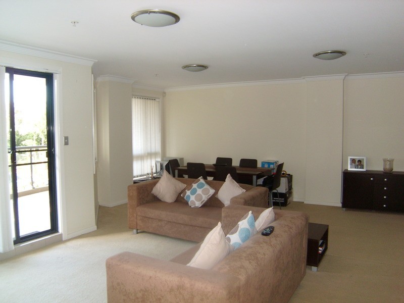 203/91B Bridge Road, Westmead NSW 2145