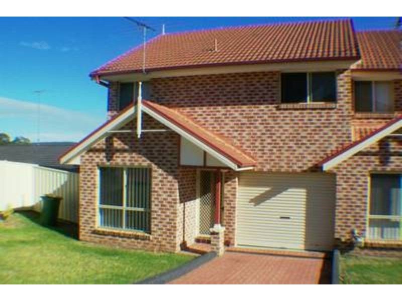 13/113 The Lakes Drive, Glenmore Park NSW 2745