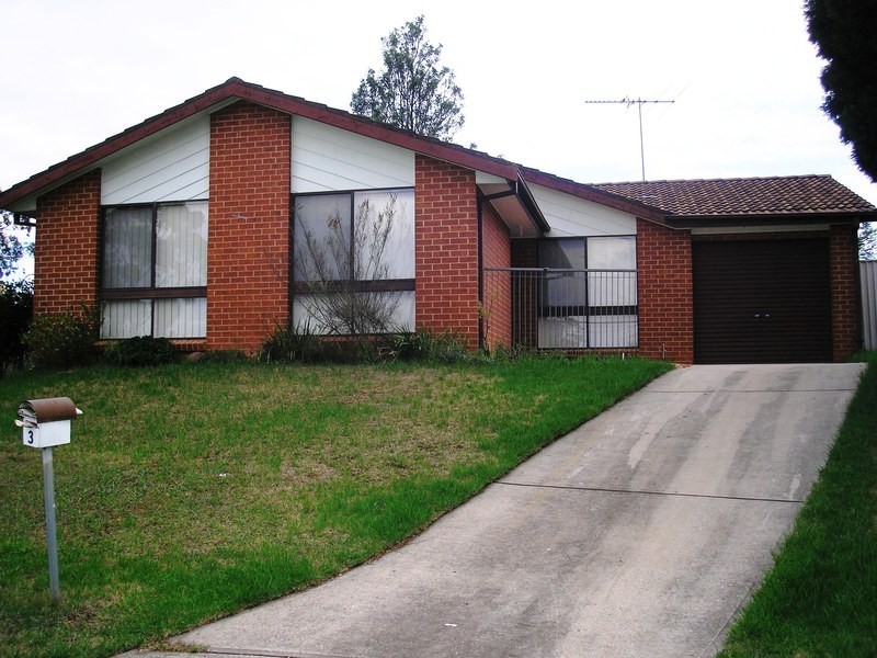 3 Cumberland Place, Colyton NSW 2760