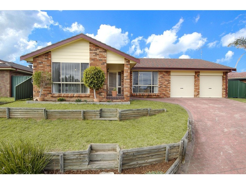 6 Barry Coe Place, Cranebrook NSW 2749