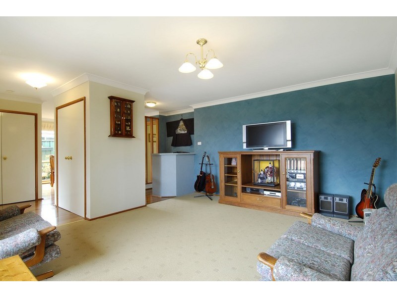 6 Barry Coe Place, Cranebrook NSW 2749