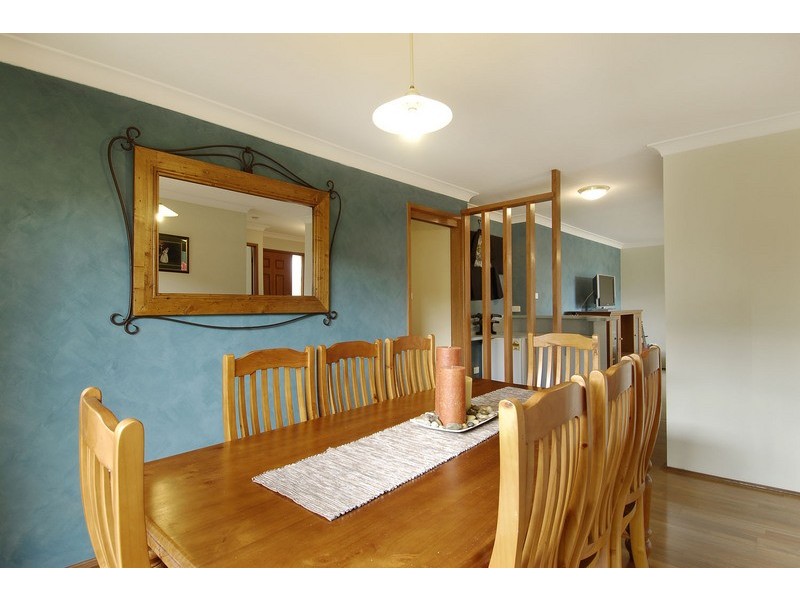 6 Barry Coe Place, Cranebrook NSW 2749