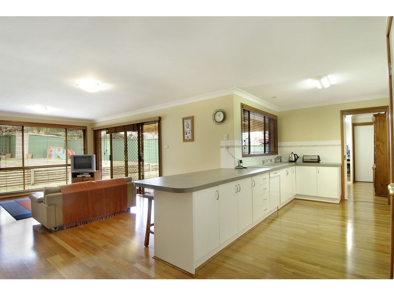 6 Barry Coe Place, Cranebrook NSW 2749