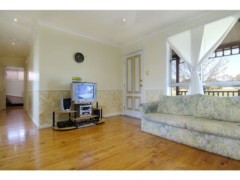 58 Greenway  Drive, South Penrith NSW 2750