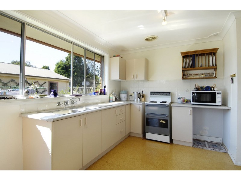 58 Greenway  Drive, South Penrith NSW 2750