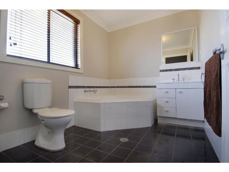 5 Indy Place, Cranebrook NSW 2749