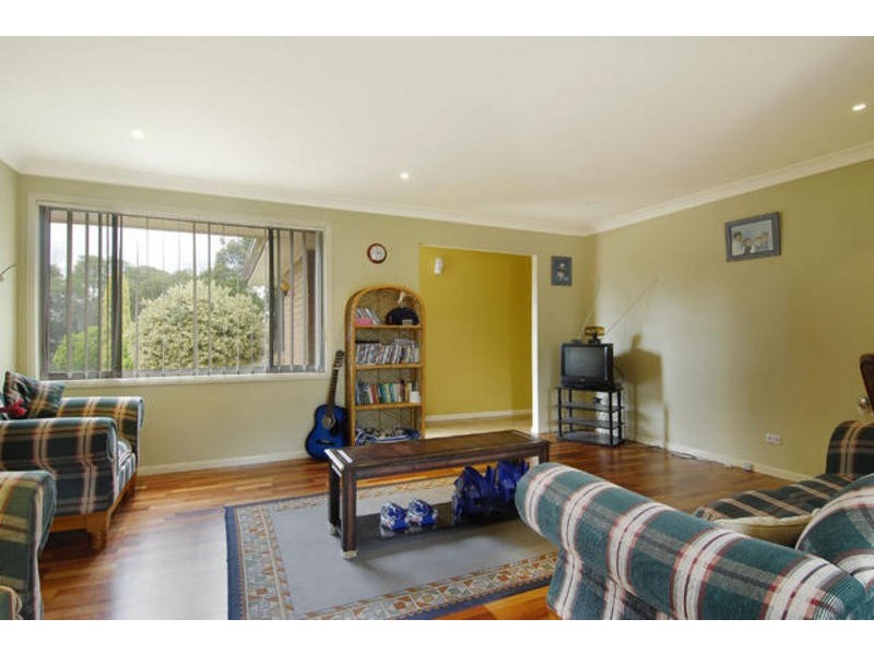 12 Lockyer Avenue, Werrington County NSW 2747