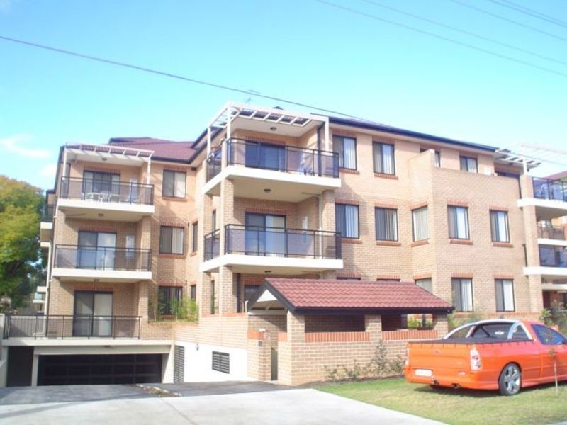 13/10-12 Regentville Road, Penrith NSW 2750