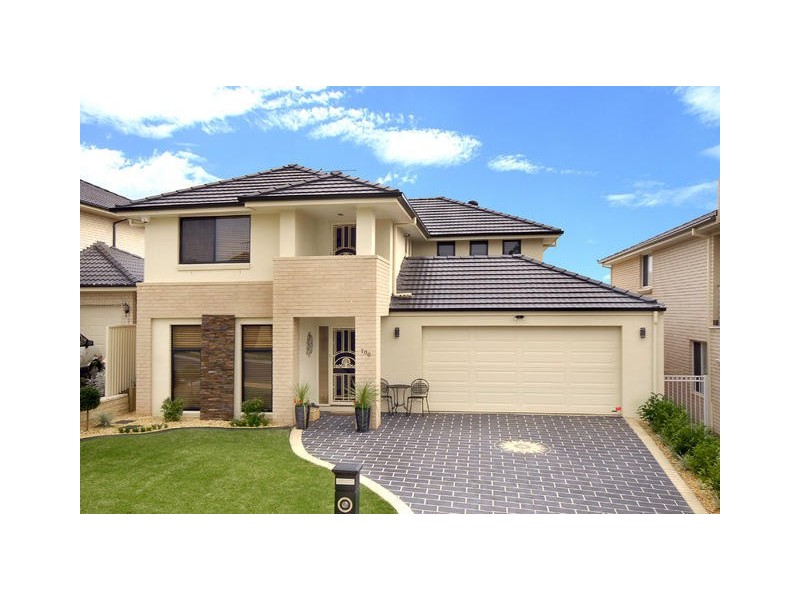 100 Ridgetop Drive, Glenmore Park NSW 2745
